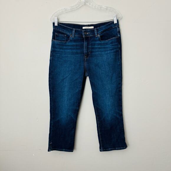 Levi’s Classic Capri Blue Denim Jeans Women’s Size 8 - Picture 1 of 9